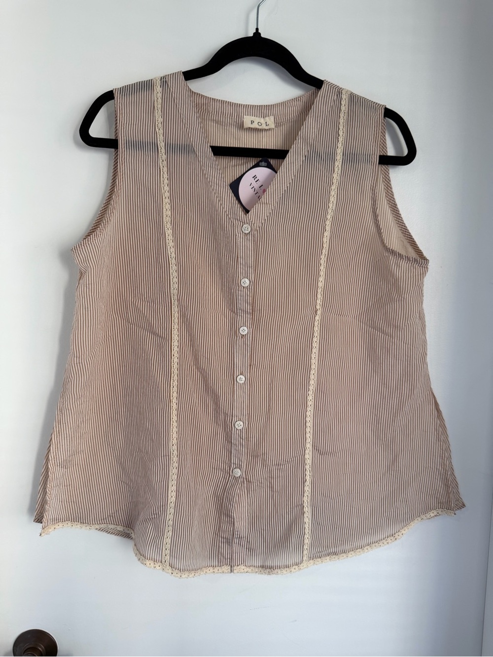 POL Beige Pinstripe Sleeveless Button-Front Top with Lace Trim NWOT